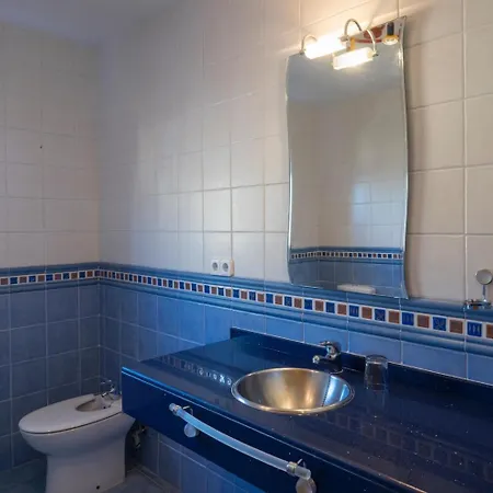 Sleeps 9 Pool Vakantiehuis